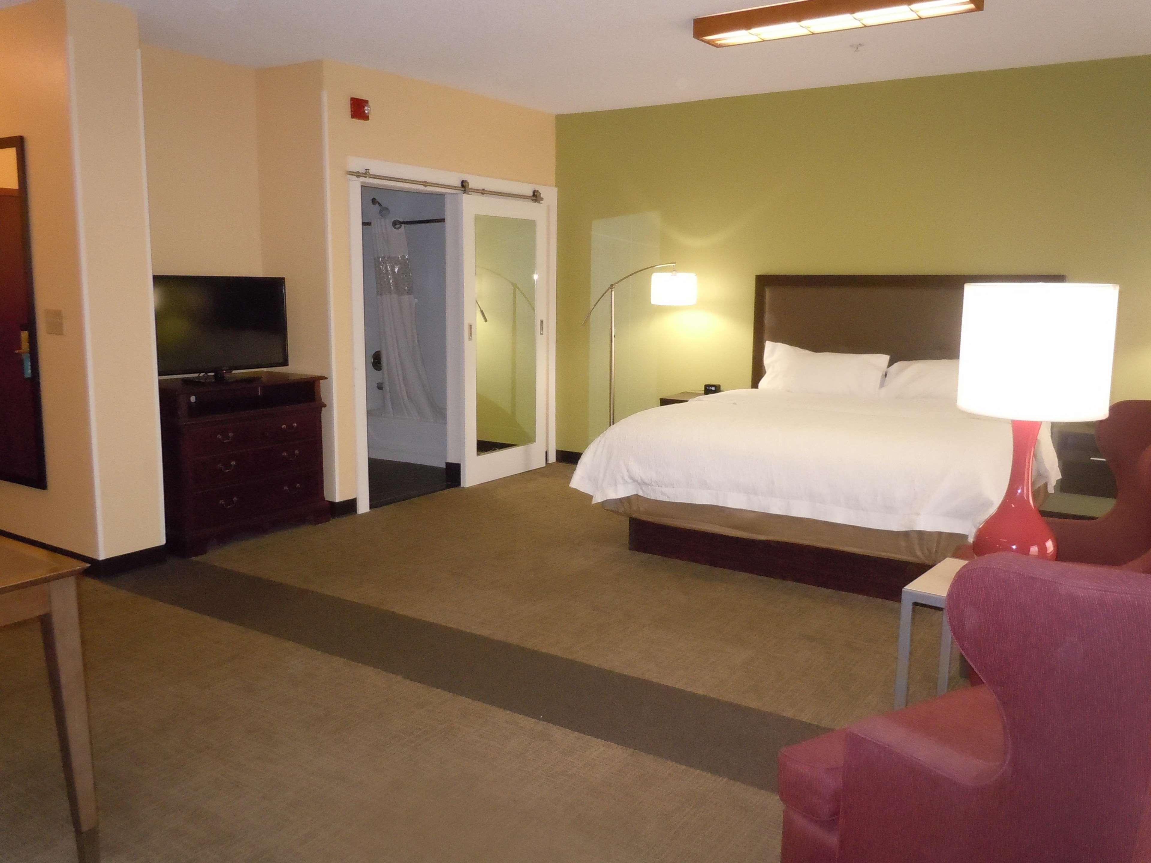 Hampton Inn Шелбивил Екстериор снимка